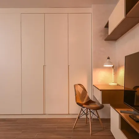 Stylish 1bd Flat With Elevator & Ac - Heart Of By Flat Mаnager 索菲亞