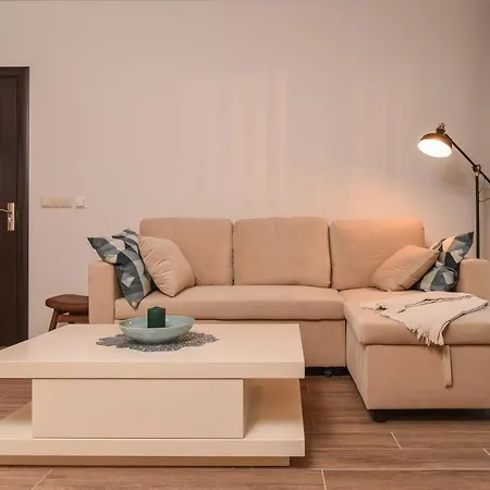 Stylish 1bd Flat With Elevator & Ac - Heart Of By Flat Mаnager