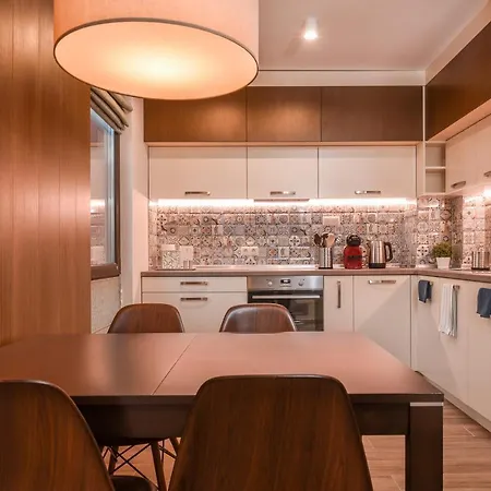 Stylish 1bd Flat With Elevator & Ac - Heart Of By Flat Mаnager Apartment *